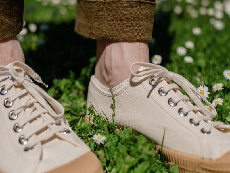 Petrone-socquettes-basses-coton-lin-homme-blanc-creme-portees homme#couleur_blanc-crème