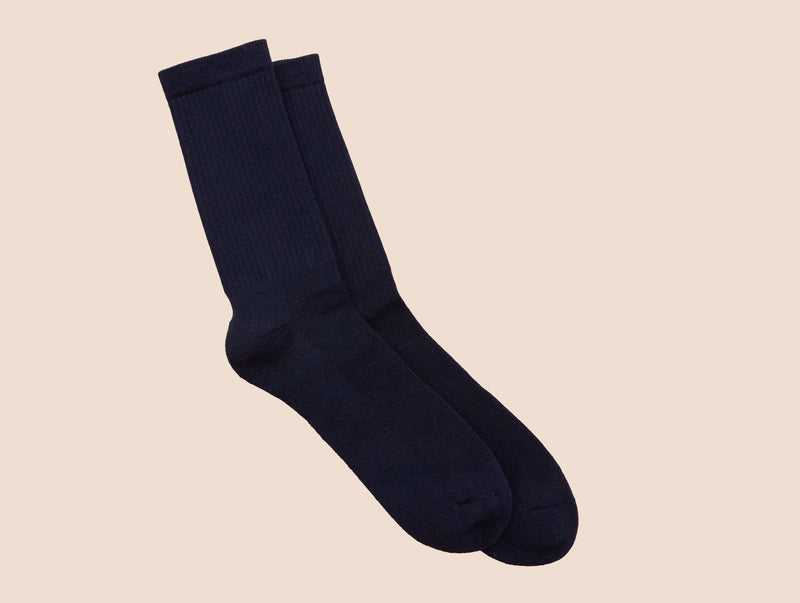 Petrone-chaussettes-tennis-coton-bio-unies-hautes-homme-bleu marine-posees#couleur_bleu marine